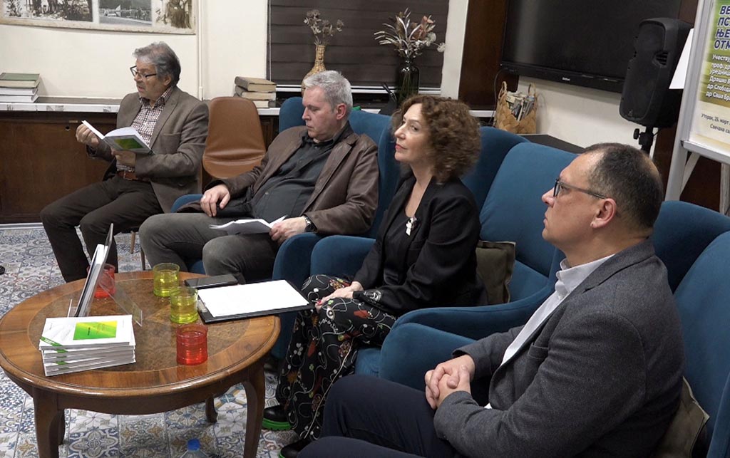 Biblioteka knjiga promo 02