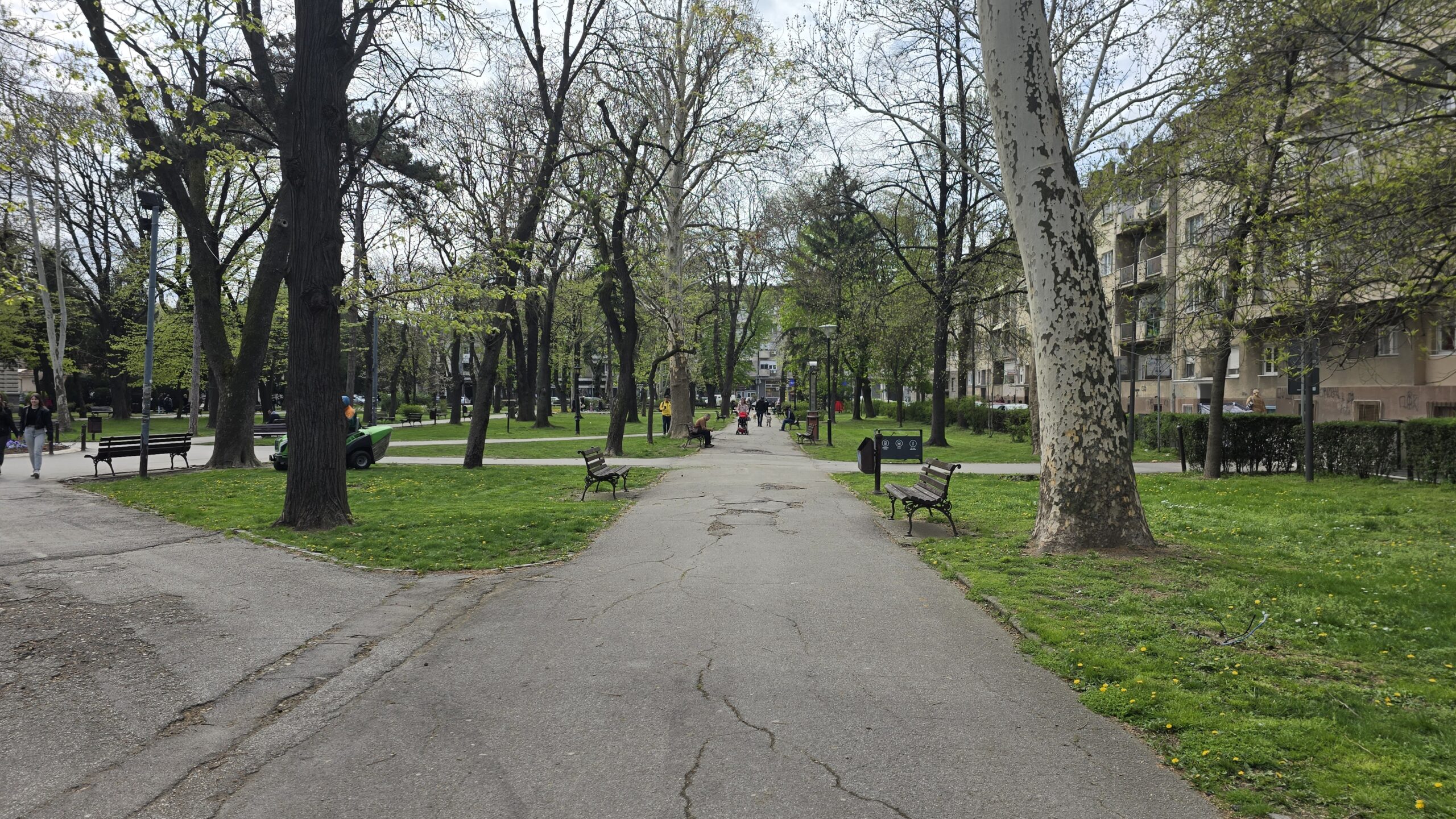 Vreme oblacno pozarevac park