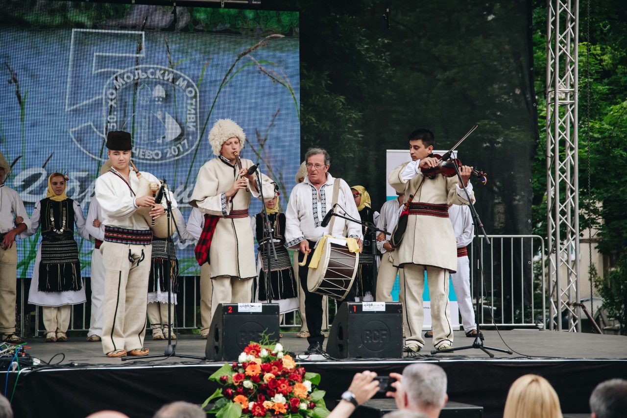 Homoljski motivi izvodjaci