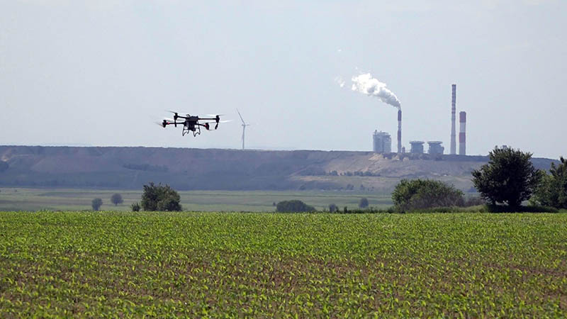 Poljoprivredni dron dji 04