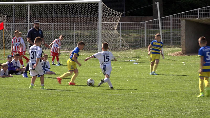 Stari grad kup veliko gradiste fudbal deca 02