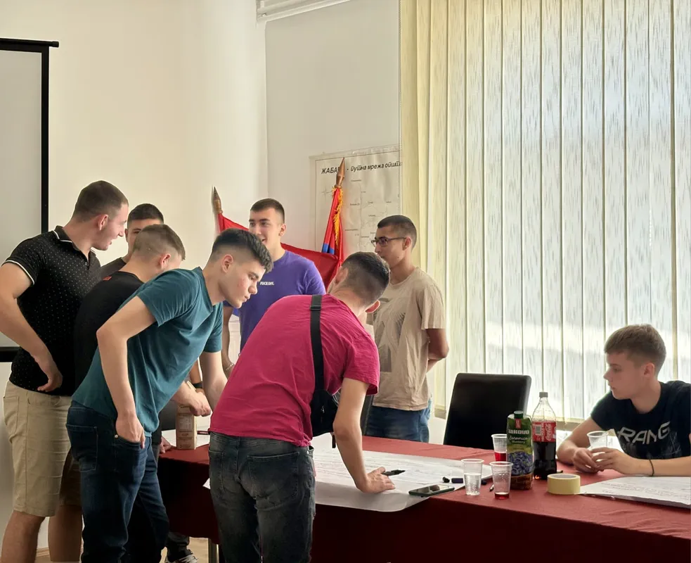 mladi tinejdzeri buducnost zabari