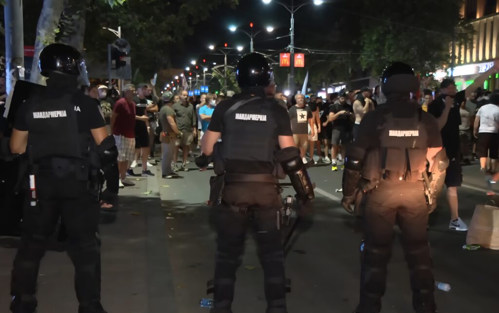 Protest neredi demonstracije