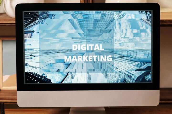 Digitalni marketing kompjuter