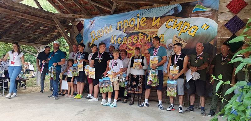 Medveđica sir i proja 04