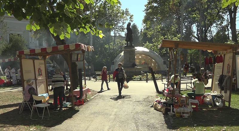 Izađi mi na teglu 2025 01