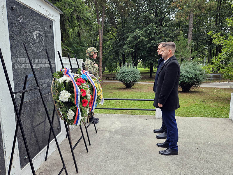 20251008 100447 scaled