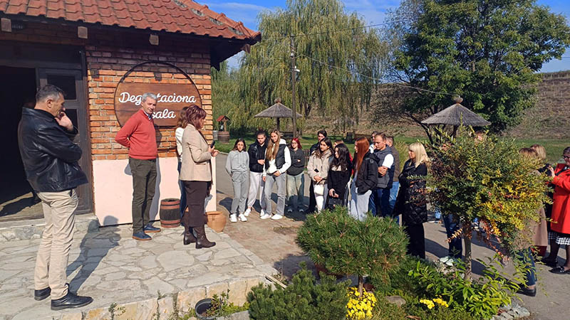 568498015 1427597689372391 8659291256817572256 n