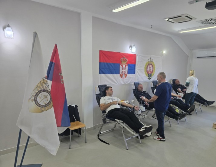 Foto uiks,akcija davanja krvi u kpz za maloletnike u valjevu 2