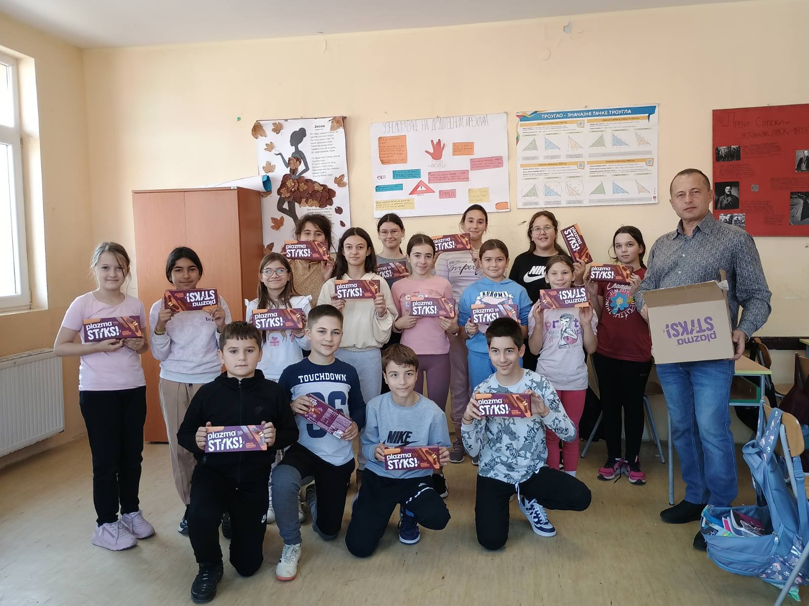 Img 3261b97f8f3281ed9ba5e6c813e3a388 v