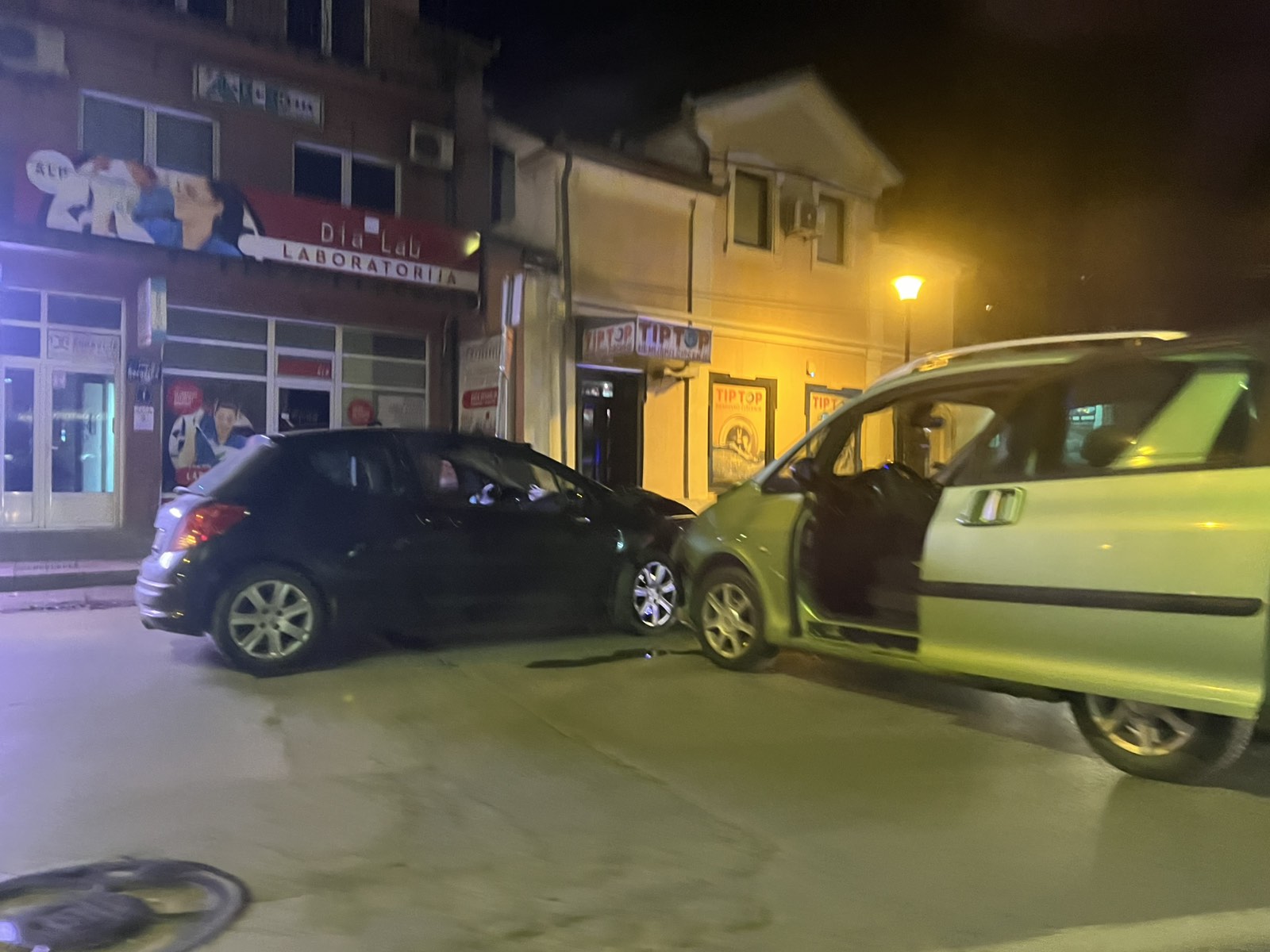 IMG 8d981cbd19825c67c90cc2a6919afee7 V