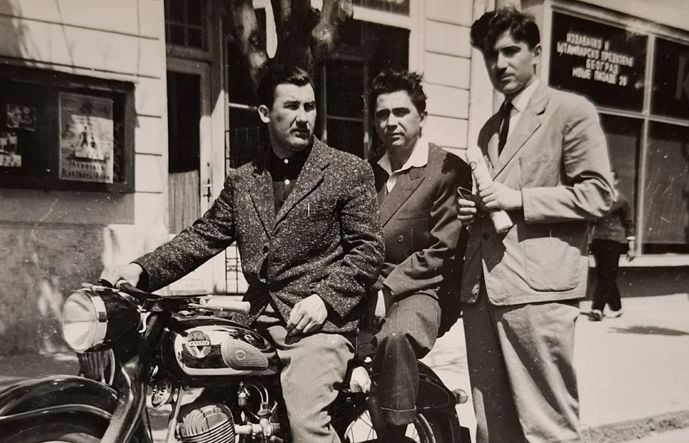 37adfc88 05f4 4526 82f5 f60643b52afc