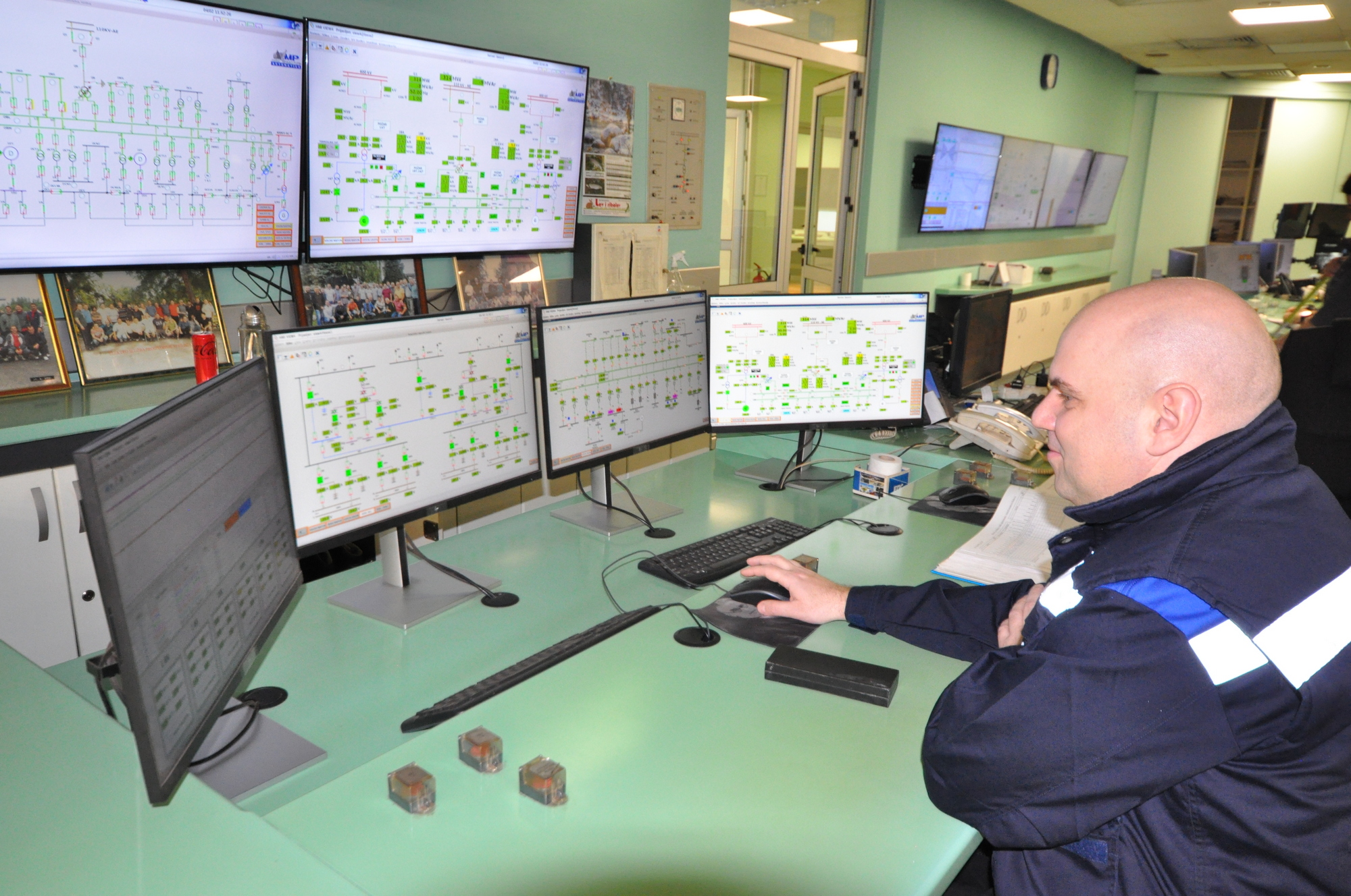 01 Avram Avramovic 02 Na radnom mestu