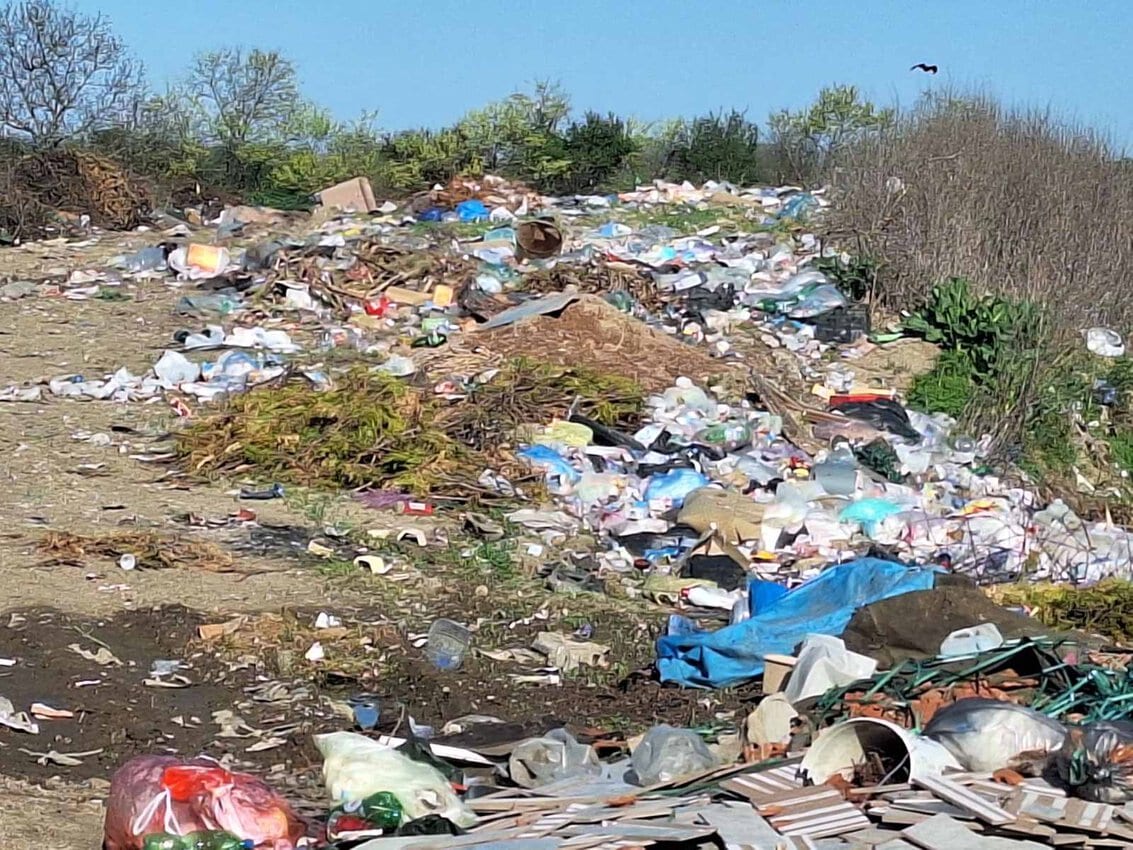 Sanacija divlje deponije u selu Živica