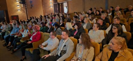 U Požarevcu održana tribina „Život posle Kovida 19“ u organizaciji SNS-a