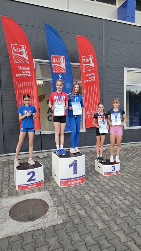 Još jedna medalja za Taru