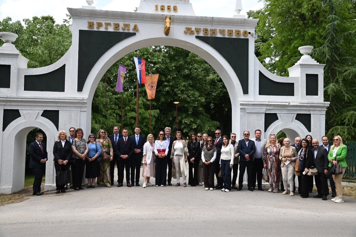 Kolonija narodnog veza „Ljubičevo 2026“ okupila čuvare tradicije i diplomate iz više zemalja