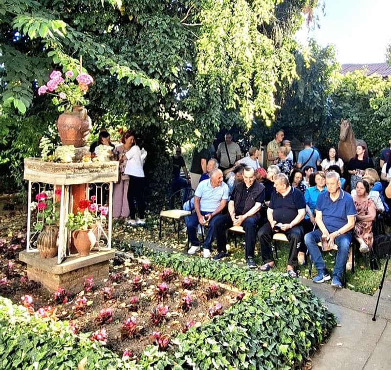 Tradicionalna izložba Petra Anđelkovića otvorena u okviru „Homoljskih motiva“ u Kučevu