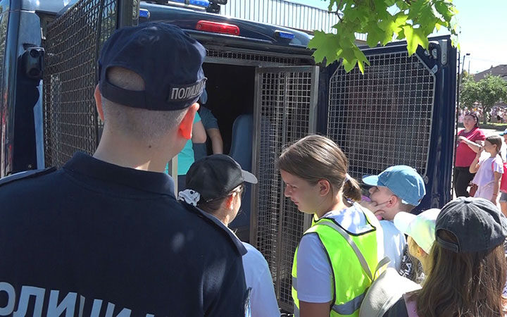 Vatrogasci stanica policija