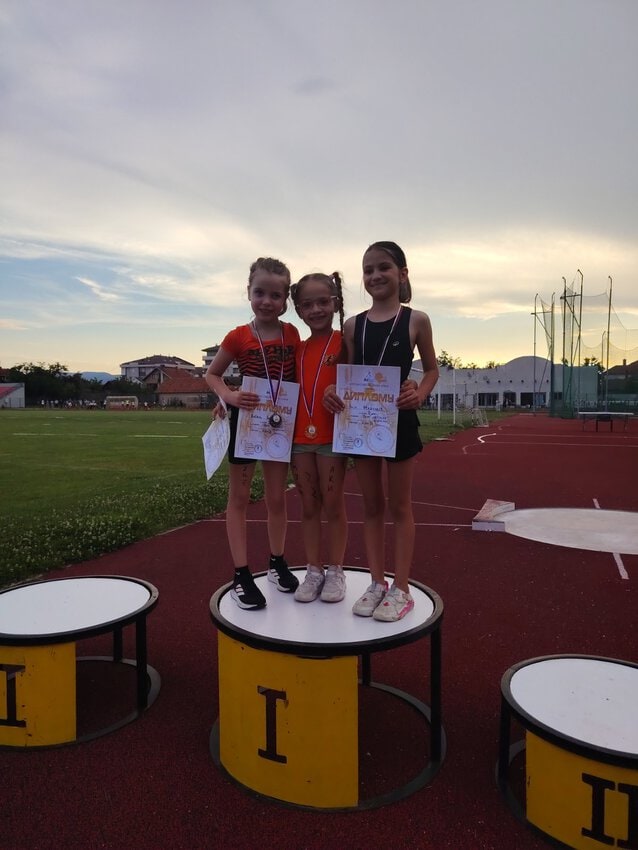 AK „Munje 012“ osvojio je deset medalja i sedam šampionskih titula