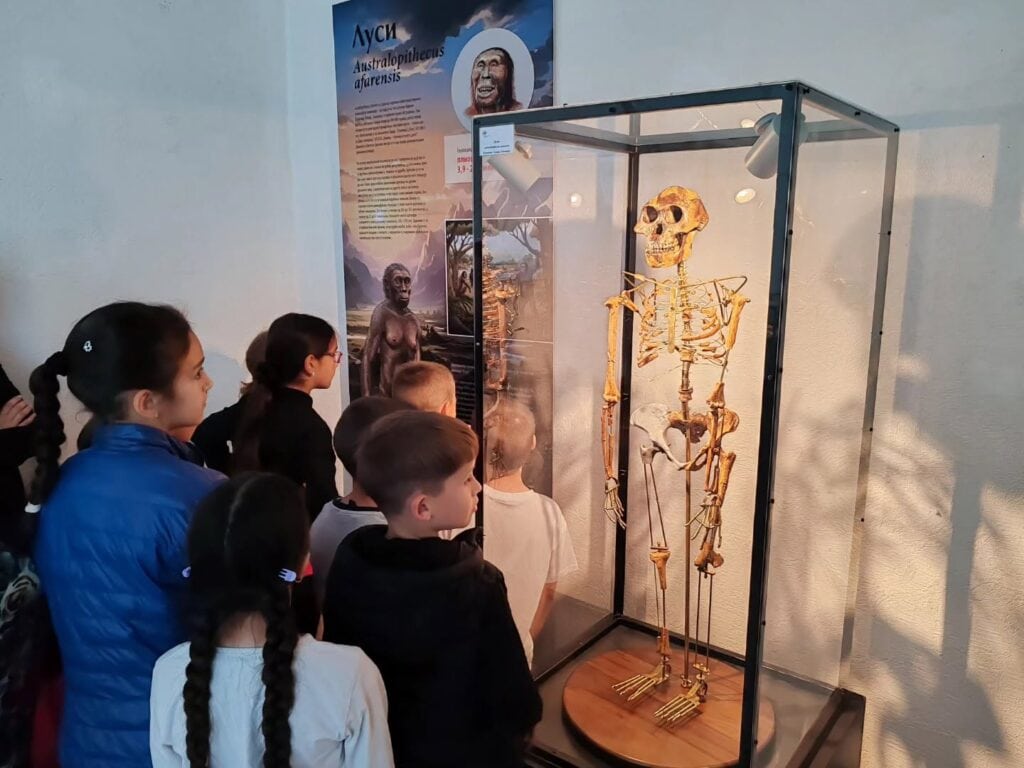 Kroz igru i puzzle mališani otkrivali tajne fosila i praistorijskog sveta