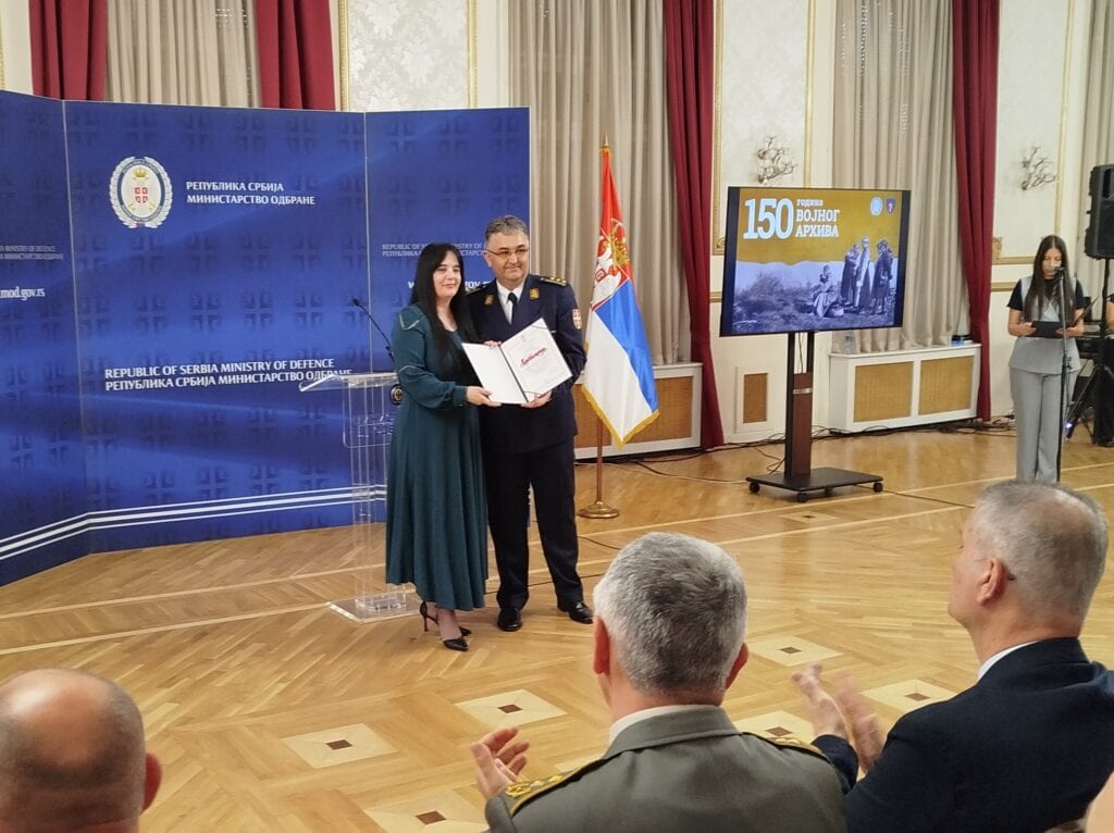 Istorijskom arhivu Požarevac priznanje VA MO RS (2)