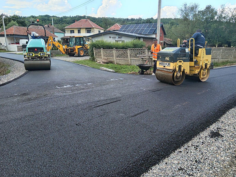 Asfaltiraju se dve ulice u Tabanovcu