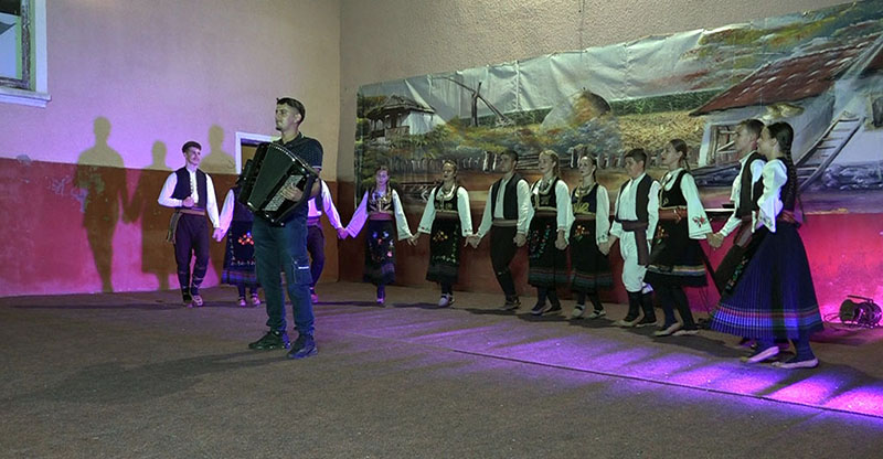 Oreovica folklor