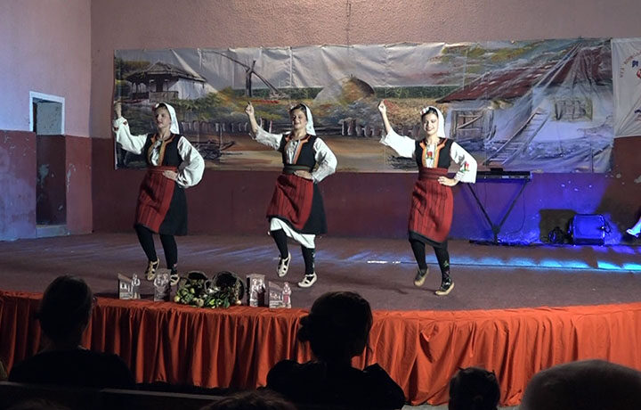 Oreovica folklor