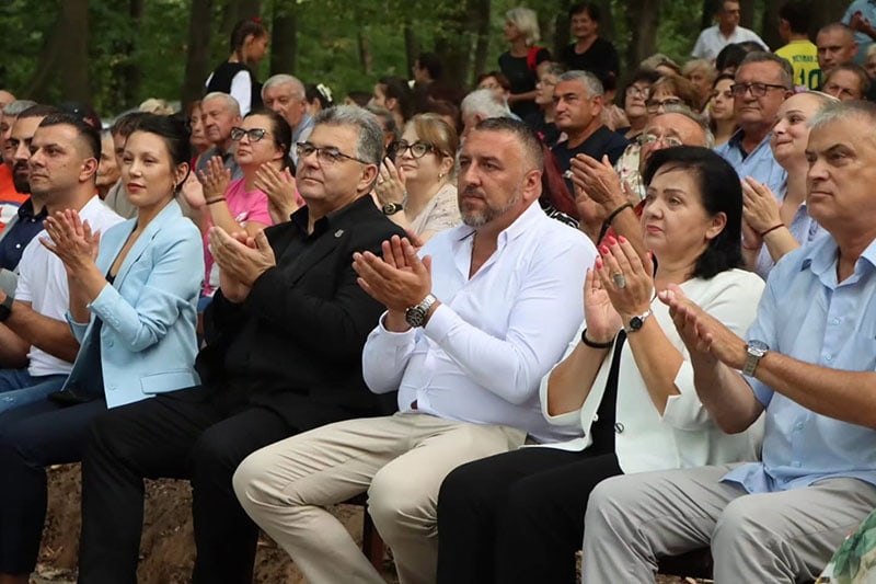 Stiško poselo okupilo brojne goste kod jezera Zaova