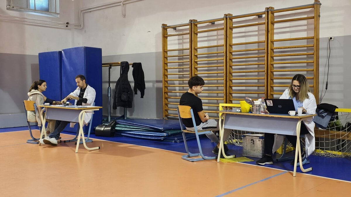 Uspešna akcija dobrovoljnog davanja krvi u Politehničkoj školi
