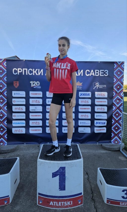 Tara Jaćimović osvojila je zlatnu medalju na Prvenstvu Srbije u krosu