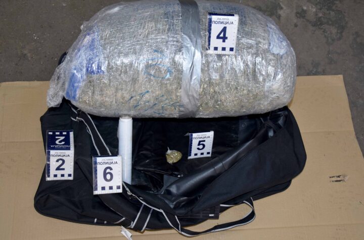Požarevljanin uhapšen kod Niša, u automobilu pronađeno 10,5 kilograma marihuane